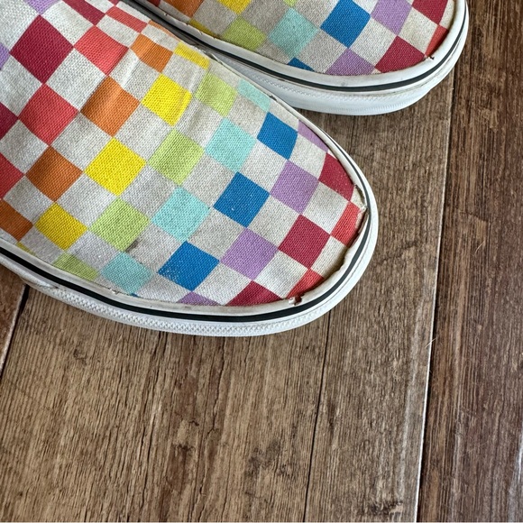 Vans rainbow checkerboard classic slip on sneakers size 9.5 - Picture 8 of 10